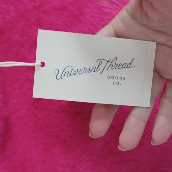 UNIVERSAL THREAD Soft Fuzzy Mock Turtleneck Pullover Sweater - Hot Pink 21" ptp - Picture 7 of 8